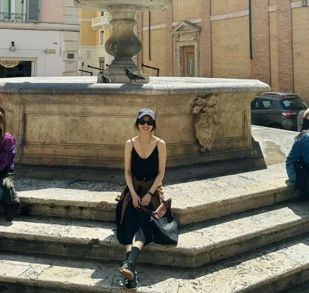 不撕逼的《花少5》，竟然是时装秀？姐姐们穿搭也太美了，全部种草！