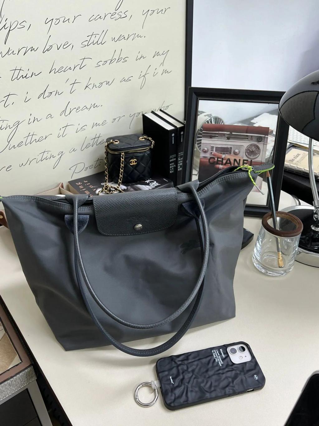 不撕逼的《花少5》，竟然是时装秀？姐姐们穿搭也太美了，全部种草！