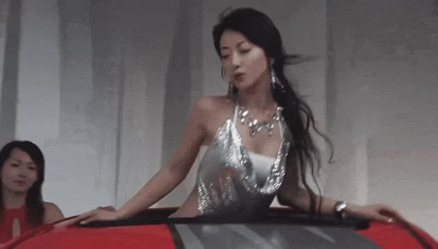 内娱第一普女，成功把Gucci穿成了地摊货