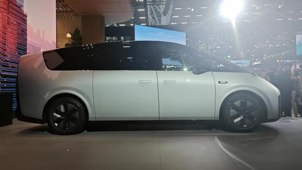 直击广州车展:比亚迪军舰退场成定局,小鹏、理想相爱相杀