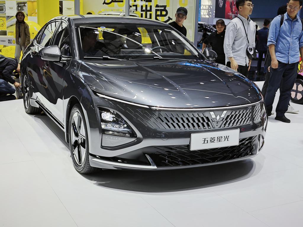 直击广州车展:比亚迪军舰退场成定局,小鹏、理想相爱相杀