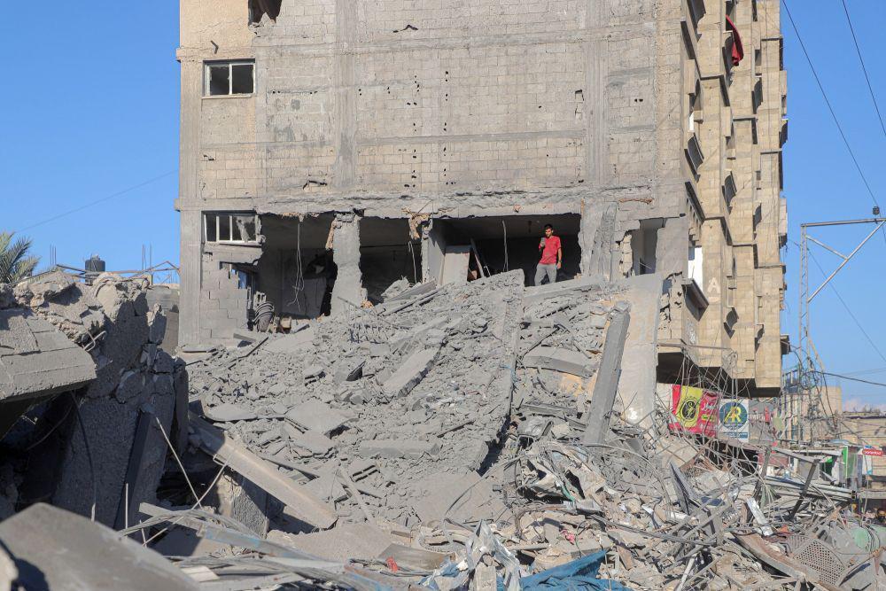 约200人死亡!以军袭击加沙北部一学校,多国发表声明谴责!