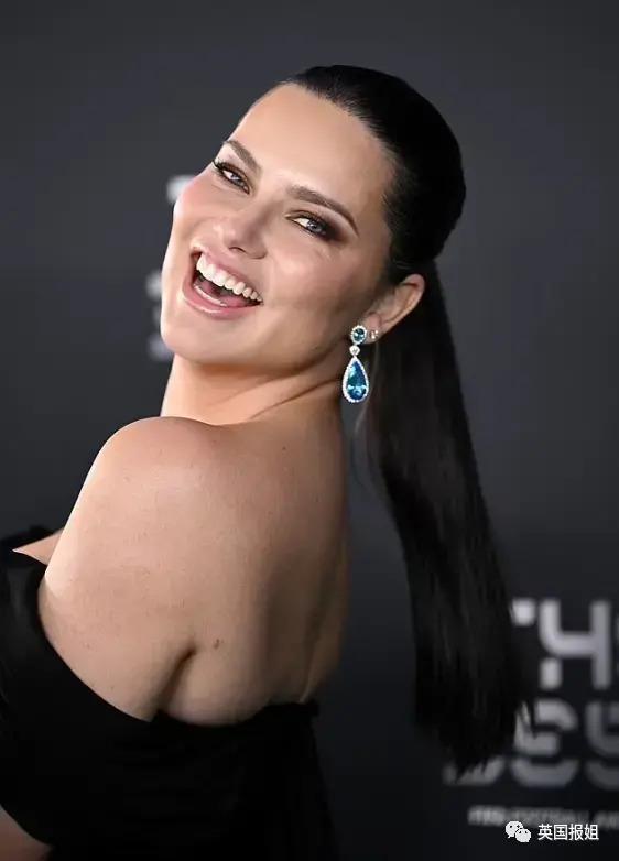 外网热议！维密最狂野性感超模“毁容”？最新照片面部爆肿大变样