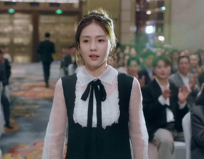 佘诗曼新剧再搭马国明 女王范十足首播获好评