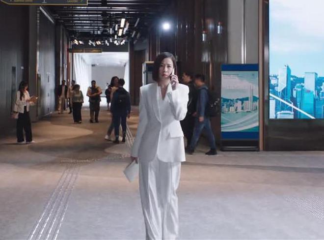 佘诗曼新剧再搭马国明 女王范十足首播获好评