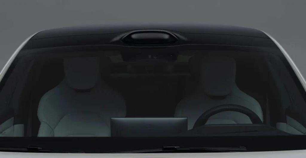 实拍小米汽车上路：激光雷达、黄色卡钳，年轻人的第一款轿跑？