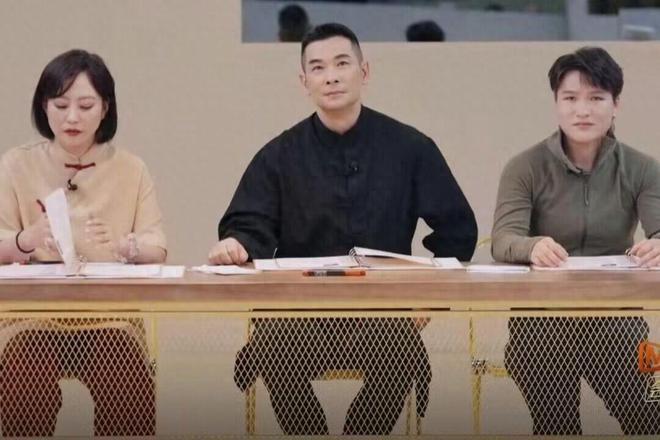 赵文卓帮女儿索要签名被张伟丽拒绝,张伟丽的回复够笑三天