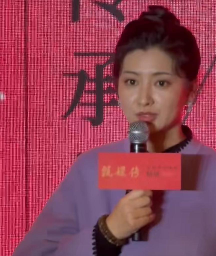 《甄嬛传》剧组12周年重聚：蓝盈莹状态好，张雅萌气质佳