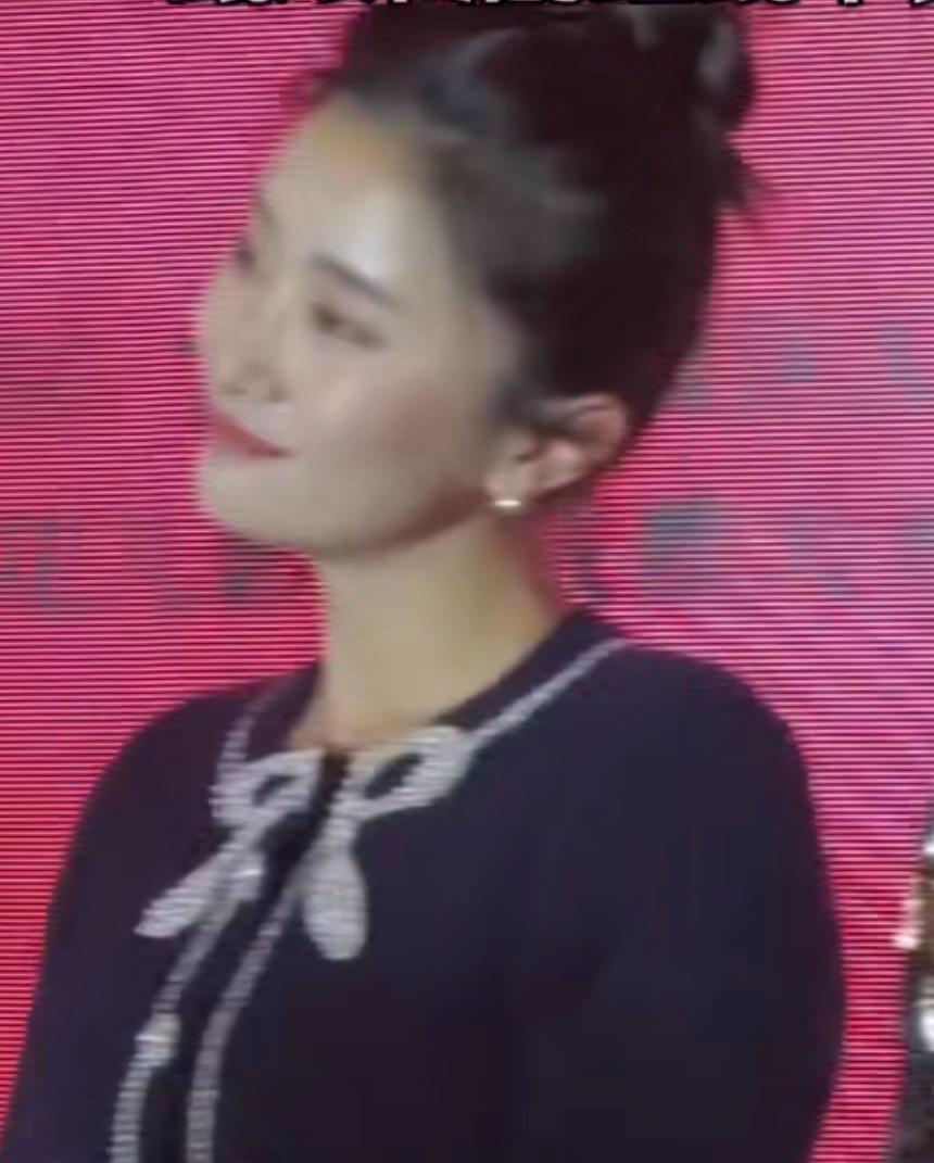 《甄嬛传》剧组12周年重聚：蓝盈莹状态好，张雅萌气质佳