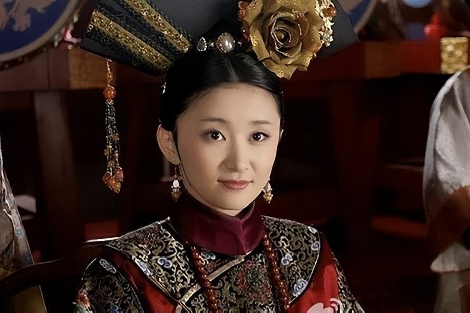 《甄嬛传》剧组12周年重聚：蓝盈莹状态好，张雅萌气质佳