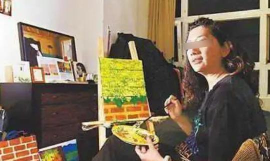 “最美赵敏”猝死床上3天才被发现，原因令人唏嘘