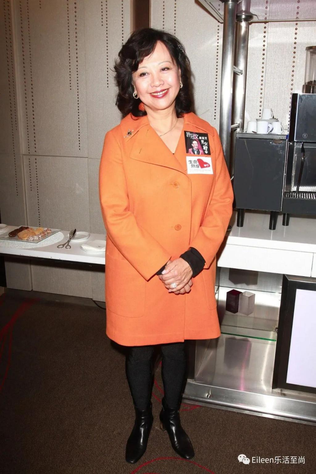 分300亿给美貌儿媳？新晋女首富到底经历了什么赌王都来吃瓜