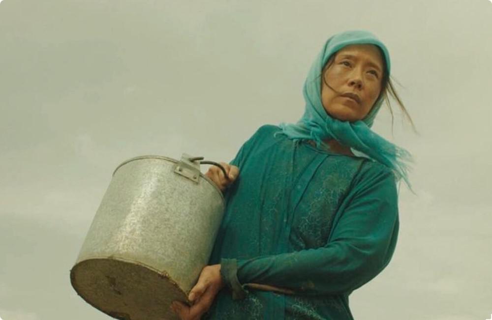 当众“卖惨”，得罪半个娱乐圈，海清又靠演技大火了