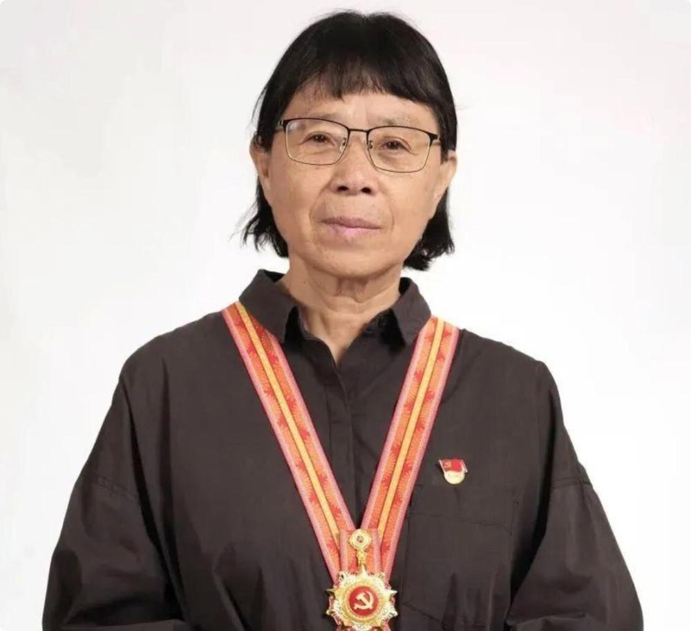 当众“卖惨”，得罪半个娱乐圈，海清又靠演技大火了