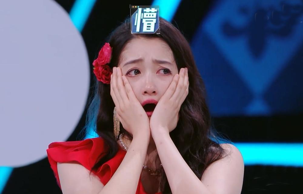 《王牌对王牌8》变拼盘音乐会，时代少年团唱主角，可惜了关晓彤唐嫣的妆造