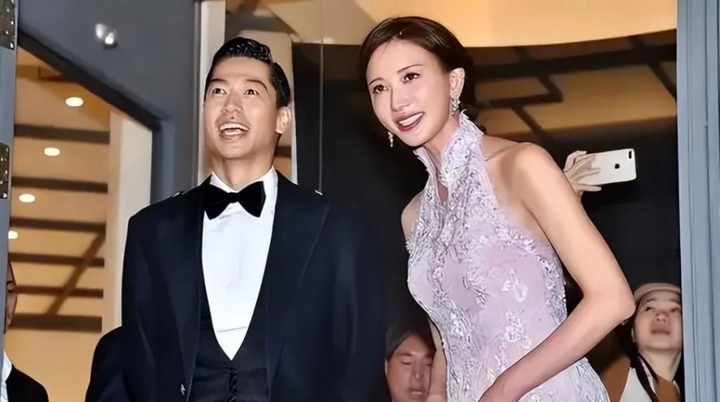 林志玲近照曝光，身材发福变臃肿，49岁蜕变成家庭主妇
