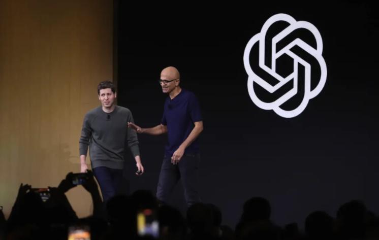 奥特曼能否重返OpenAI CEO岗位？“金主爸爸”微软手持王炸