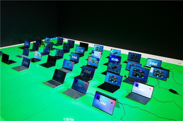 AIGC风潮席卷手机：但在PC面前 还是个弟弟