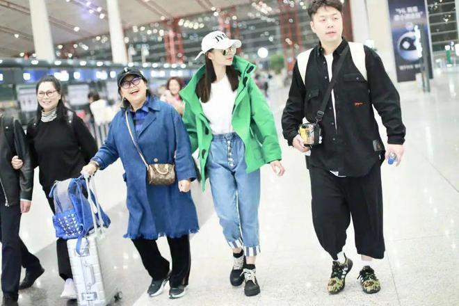 杜海涛与沈梦辰相互清空动态引猜测