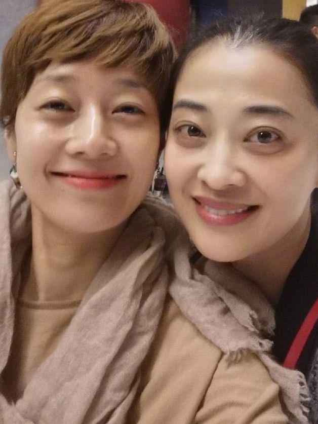 马伊琍曾黎梅婷同框比美！