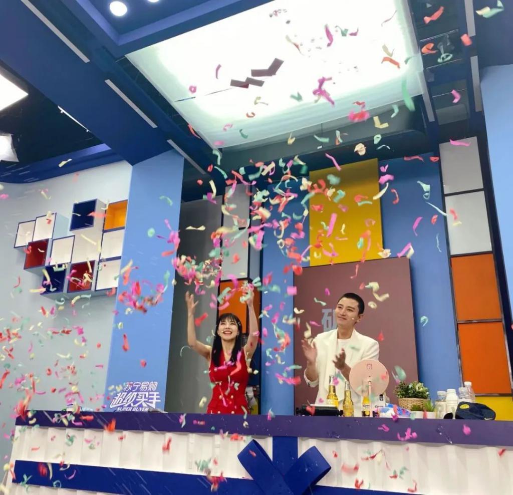 贾乃亮，你不老实。