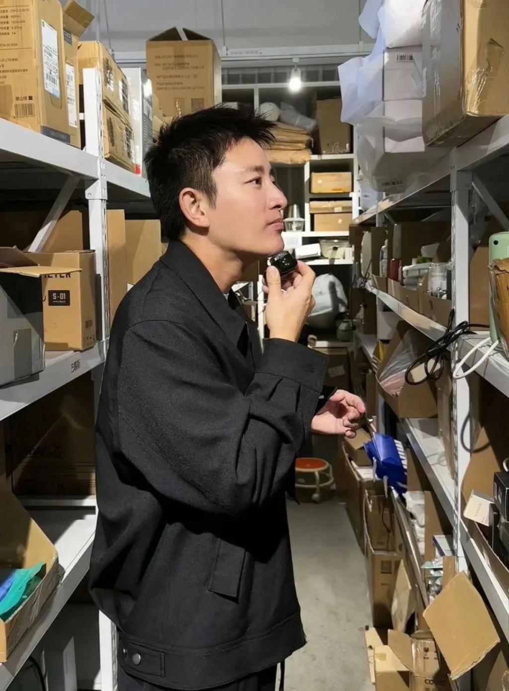 贾乃亮，你不老实。