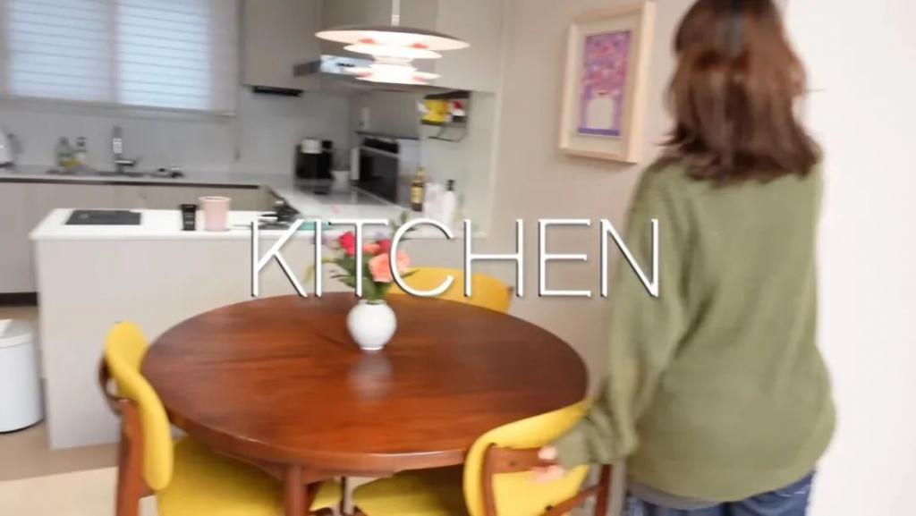 分手后的首则近况分享！她说正在寻找自我中…