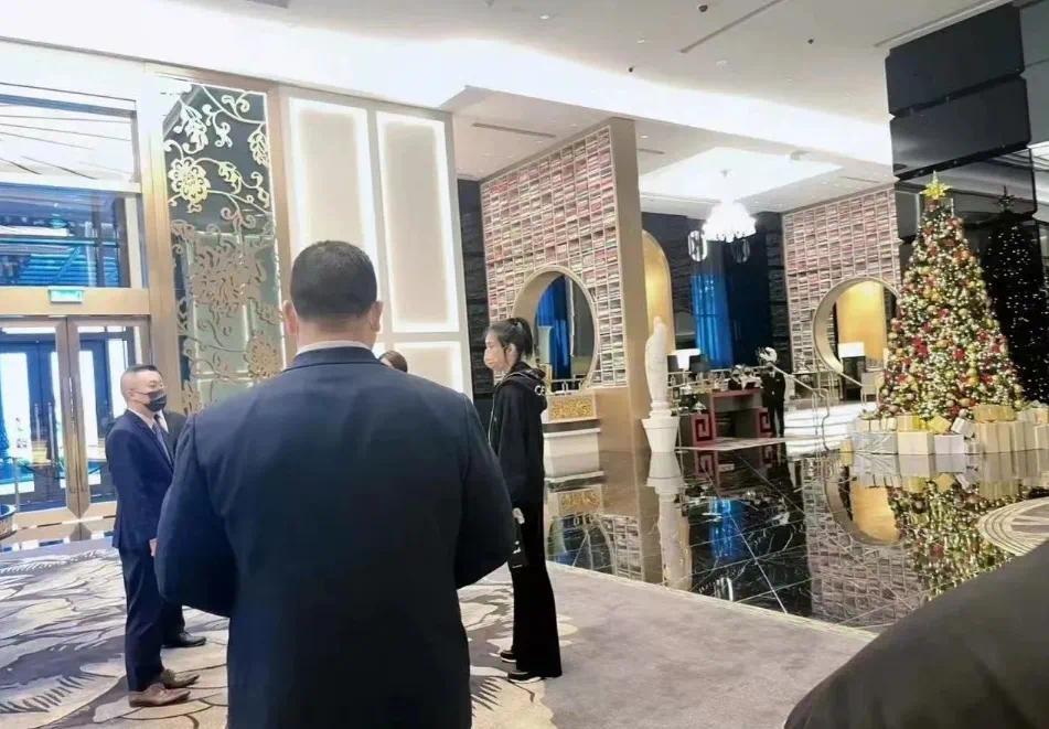 从全网嘲到人人羡慕，奚梦瑶真的嫁给了爱情？