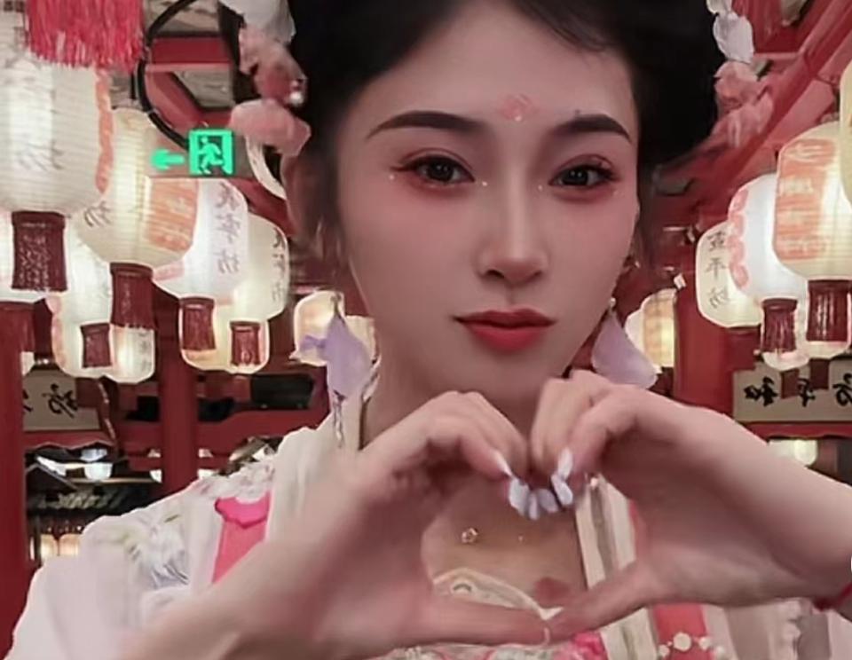 吴艳妮盛唐扮相有贵妃范儿，古装形象惊艳，粉丝：秒杀娱乐圈女艺人