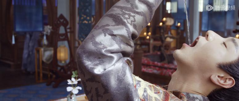 这男流量也成了歪嘴战神？