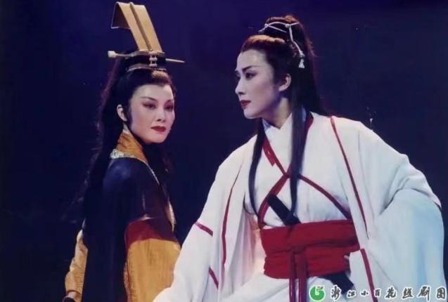 姨奶太纯情了怎么办？！