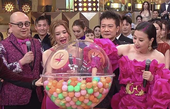 TVB台庆无大咖捧场好尴尬，落选港姐抽中42万大奖