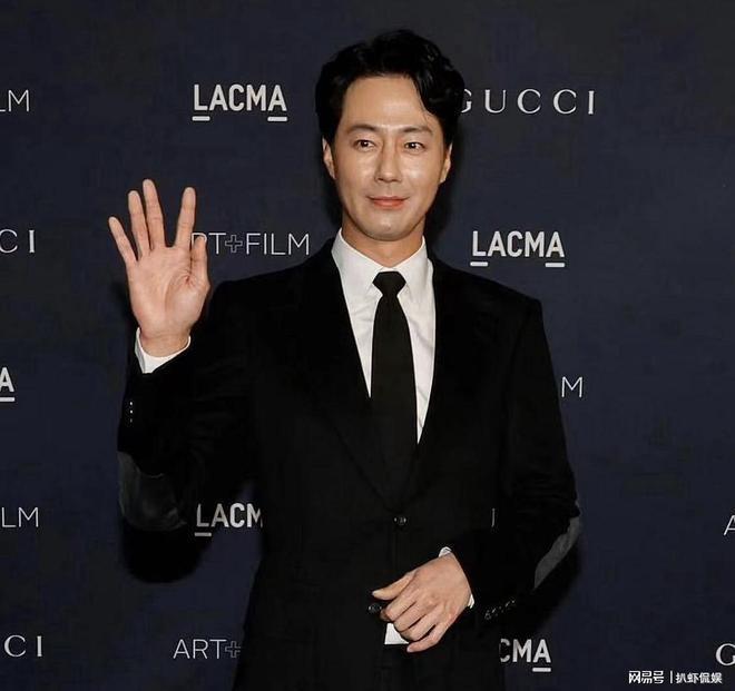 韩媒曝高小英偷漏税，老公张东健曾丑闻缠身