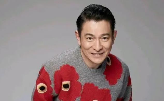 刘德华女儿近况曝光：花5亿养大的天王女儿，长成啥样？