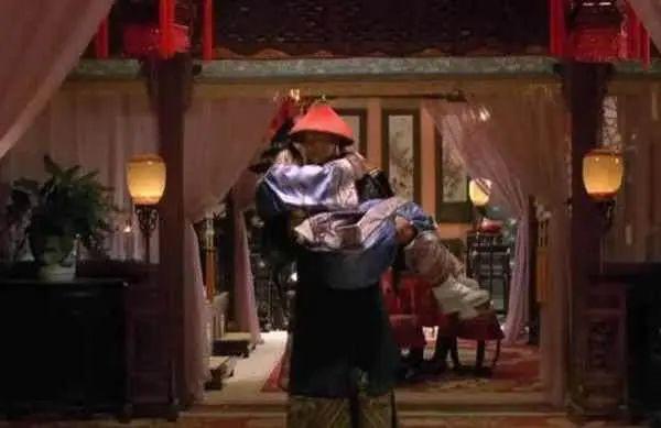 刚官宣就翻车？