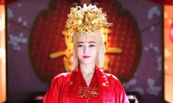 刚官宣就翻车？