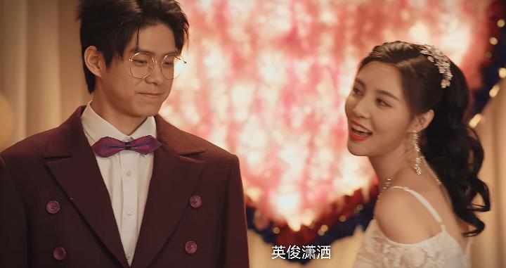甘婷婷新片露肉镜头太多被投诉，尺度大儿童不宜，网友怒骂很荒唐