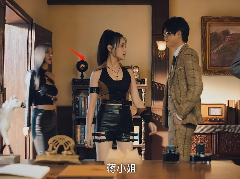 甘婷婷新片露肉镜头太多被投诉，尺度大儿童不宜，网友怒骂很荒唐