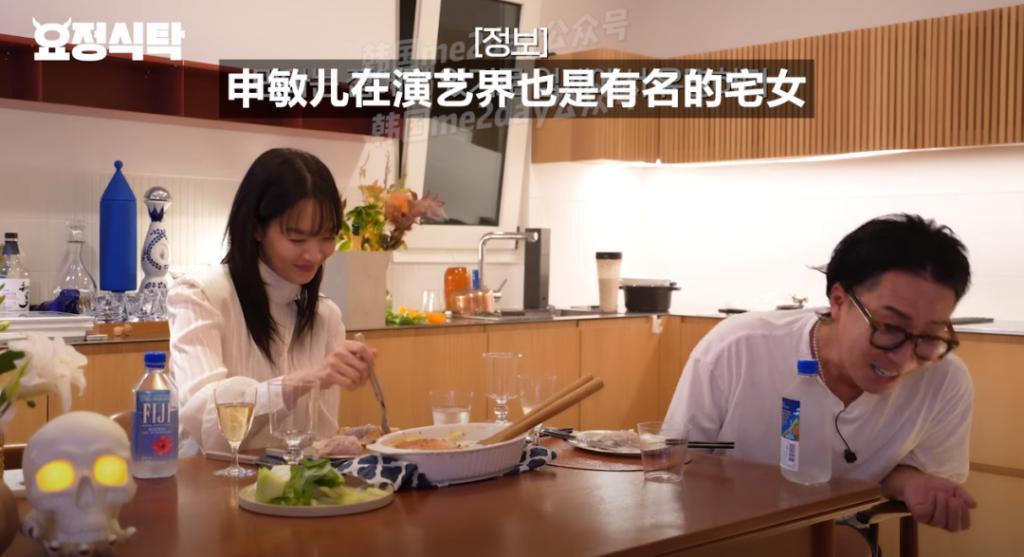 真实中她原来是这样的女生？