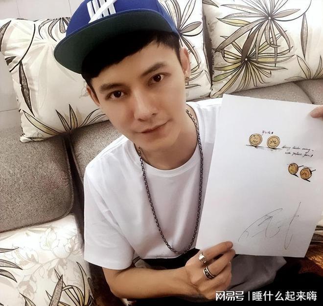 私密照和视频接连外泄，前任一个比一个渣，古力娜扎也该醒醒了
