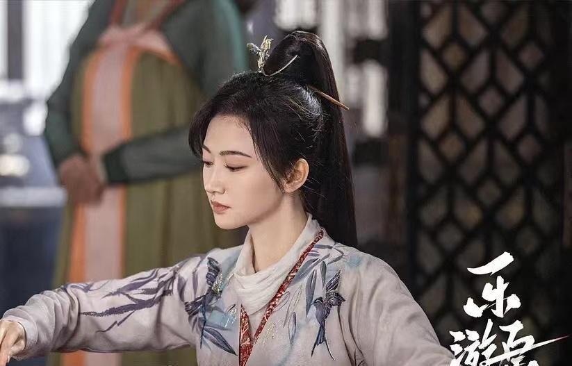 同样是演女将军，把马思纯和景甜放到一起比，差距就出来了