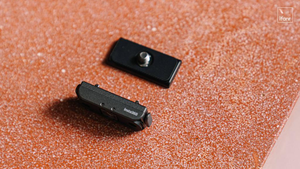 影石 Insta360 Ace Pro 发布：自带翻转屏的运动相机，超友好的入门选择