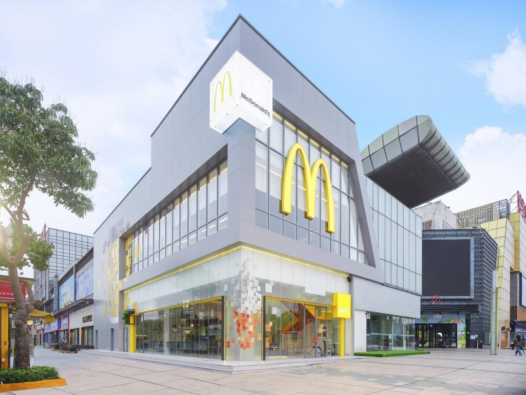 刚刚,ChatGPT 又崩了 / 斗鱼 CEO 陈少杰被逮捕 / 特斯拉回应一个月涨价 4 次