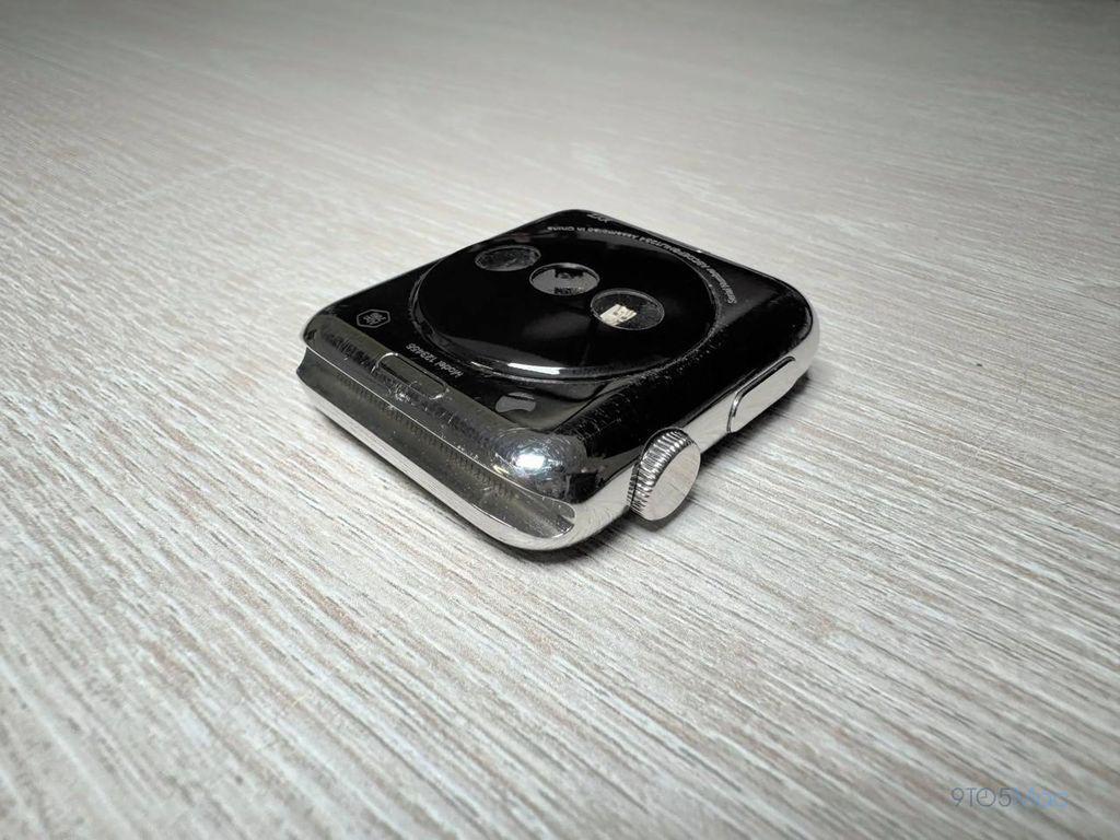追溯到 2013 年，苹果初代 Apple Watch 原型再曝光
