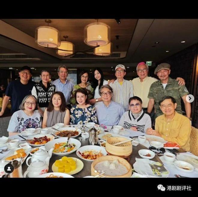 73岁老戏骨与小36岁女友造人成功？女方回应了