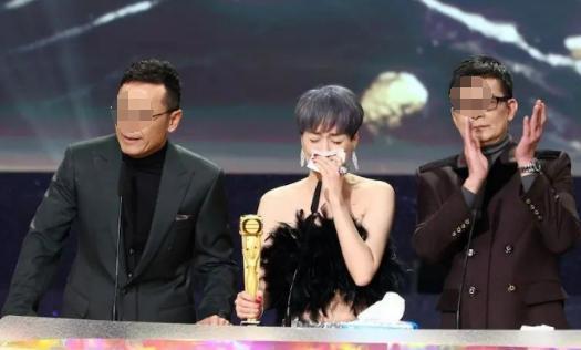 停工一年，她怎么就被雪藏了？