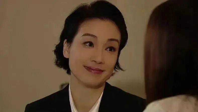 停工一年，她怎么就被雪藏了？