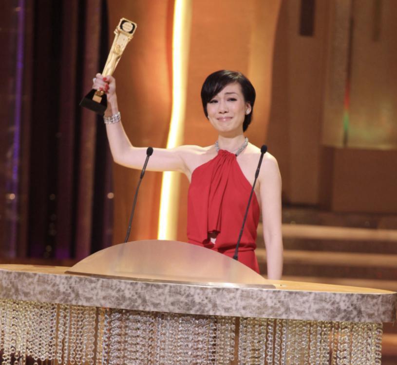 停工一年，她怎么就被雪藏了？