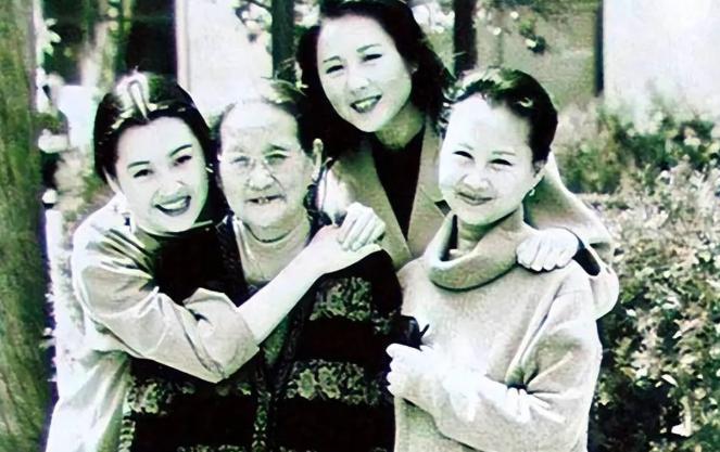 内娱第一尤物，消失已经4年了