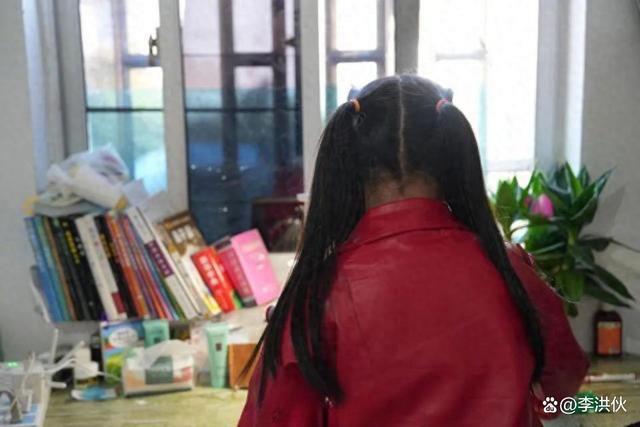 不是谁都能成为赵丽颖和王宝强，女孩横店当童星4个月赚250